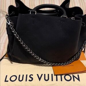 Louis Vuitton Black Shoulder Bag with Chain